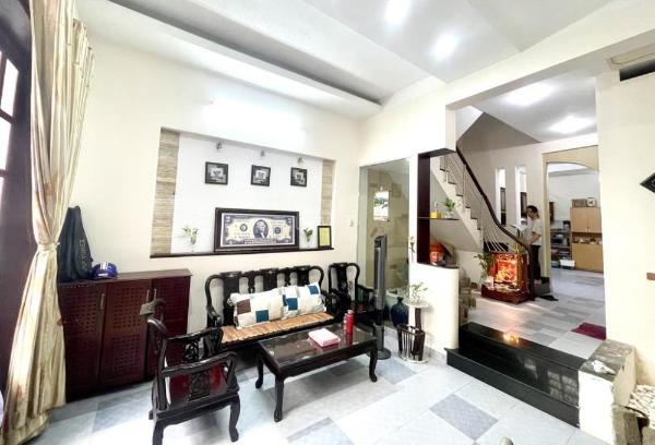 Chủ cần bán Nhà trong hẻm 70m²