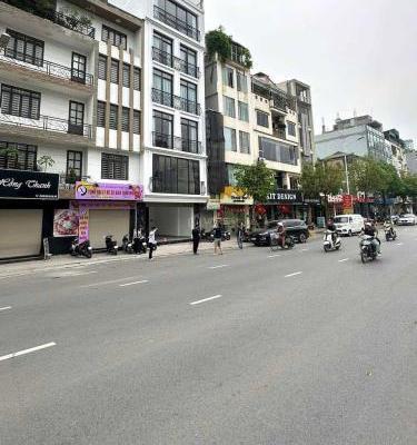 Chủ cần bán Nhà mặt phố 50m²