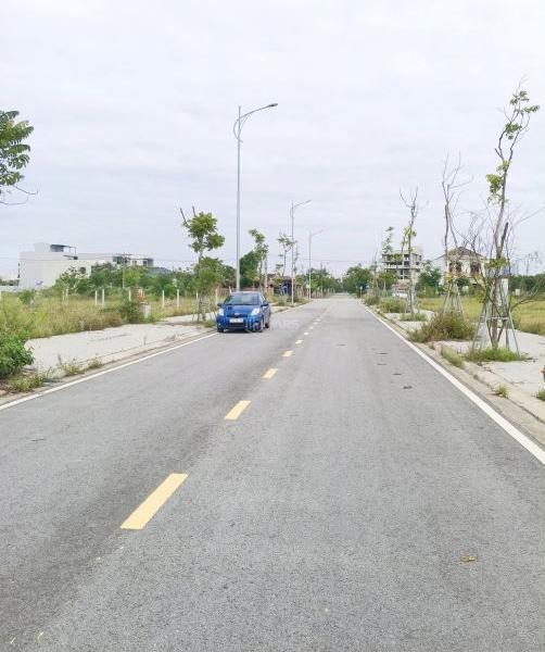 Cần bán Đất nền riêng lẻ 100m²