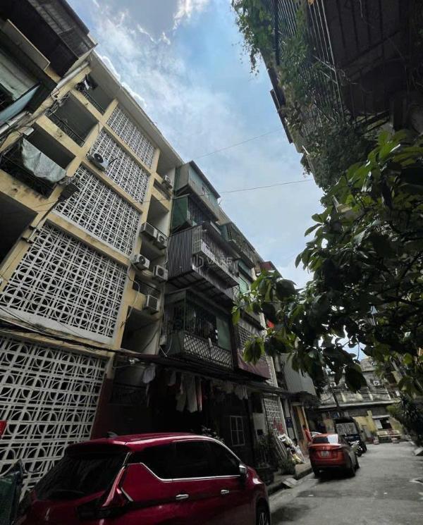 Bán 🏤 nhà tập thể hoàng quốc việt, cầu giấy 60m 3.85 tỷ