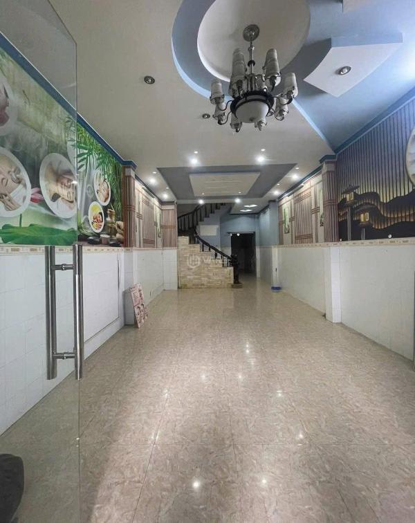 Cho thuê Nhà mặt phố 90m²