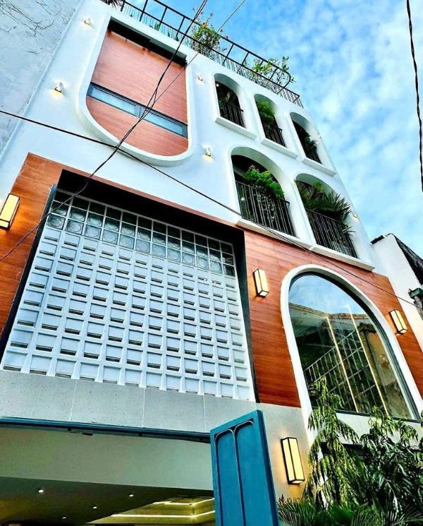 Bán nhà 4 tầng đẹp lung linh - dt43m2 - ngang 6.2m - 💥 gần ngã 5 chuồng chó, gò vấ