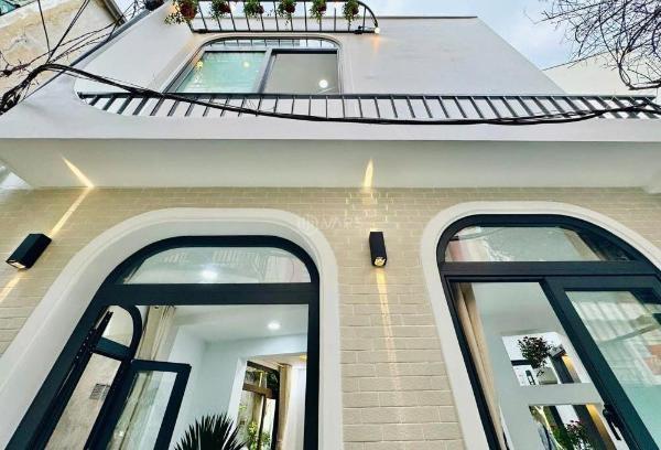 Chủ cần bán Nhà trong hẻm 42m²