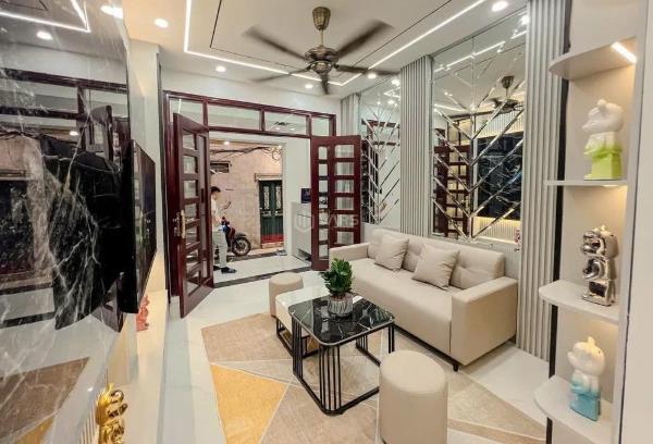 Hiếm - bán nhà gần phùng chí kiên, cầu giấy, ngõ 3 gác, 🆘 gần phố,38m2 x 5t,7.8 tỷ