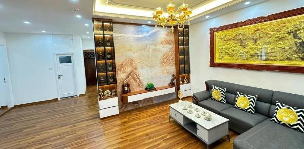 <mark style="background-color: transparent; font-weight: 400; ">Bán căn hộ 🏤 34t hoàng đạo thúy 140m2 3pn 2wc nhà đẹp đủ đồ về ở luôn giá 9.* tỷ</mark>