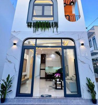 Chủ cần bán Nhà mặt phố 120m²