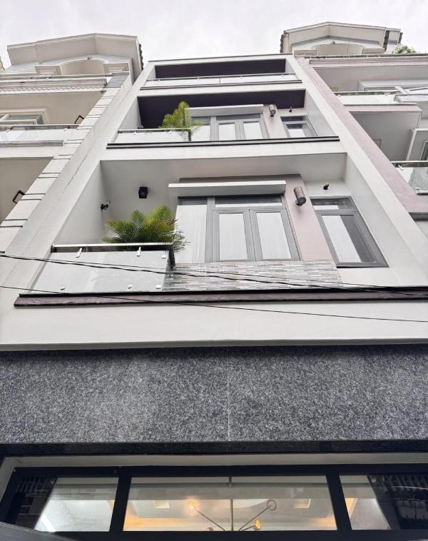 Nhà đẹp 4 🏬 tầng 45m2 4 pn - full nội thất hẻm oto thông