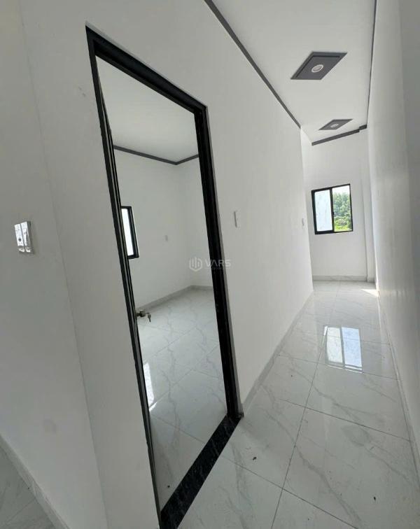 Bán 👍 nhà gác lửng sổ riêng gần cây xăng 75 đồng khởi trảng dài 490 triệu