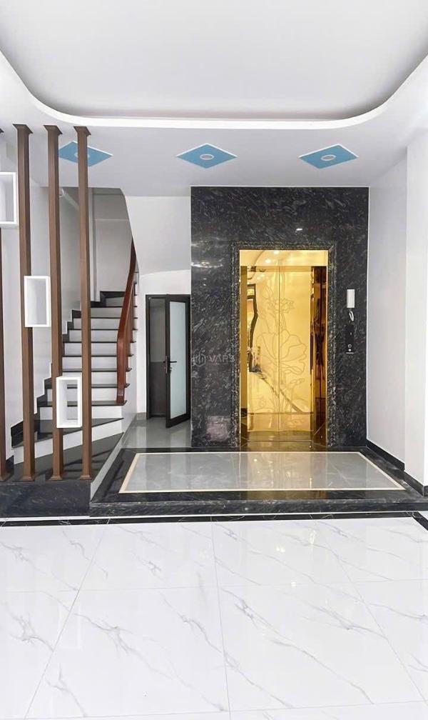 Bán Nhà trong hẻm 45m²