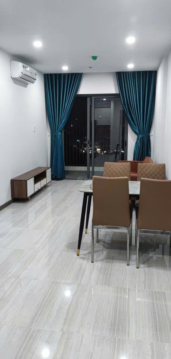 Duy nhất căn full nội 🏠 thất 4tr5 cọc 1 cho thuê ngay thích quảng đức phú nuận