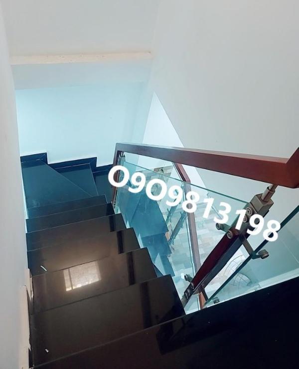 Bán Nhà trong hẻm 45m²