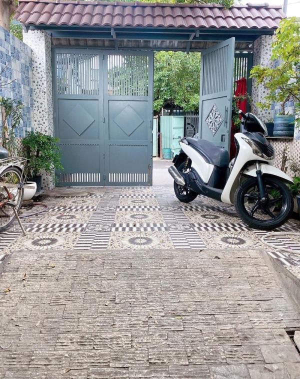 Bán Nhà mặt phố 86m²