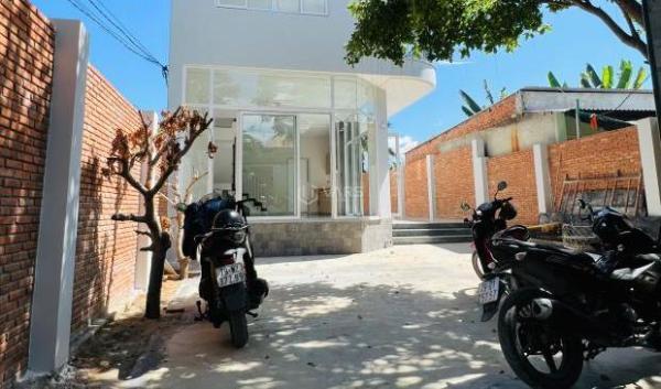 Bán Nhà trong hẻm 156m²