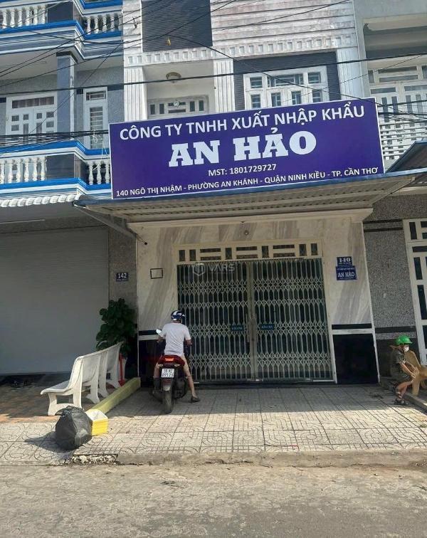 Cần bán Nhà mặt phố 111m²