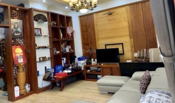 Cho Thuê Biệt Thự 1 Trệt 2 Lầu đường Lê Ngọc Hân, 🏢 giá: 25 triệu/tháng (TL)