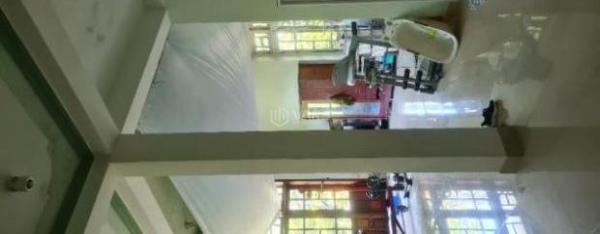 Bán Nhà mặt phố 150m²