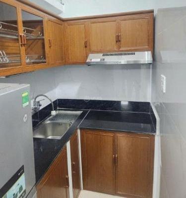 Cho thuê nhà ngõ 805 Đường Láng, 3 tầng x 31m2, 3 ngủ, 10.5 Triệu ở 🏣 hộ gia đình