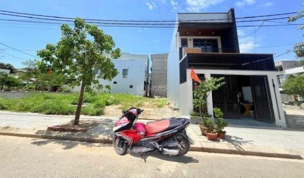 Bán Đất nền riêng lẻ 100m²
