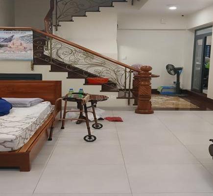 Bán nhà đường Trần Bình Trọng, 🏣 P2, Q5, 65m2, 4 tầng, mới, chỉ nhỉnh 10 tỷ