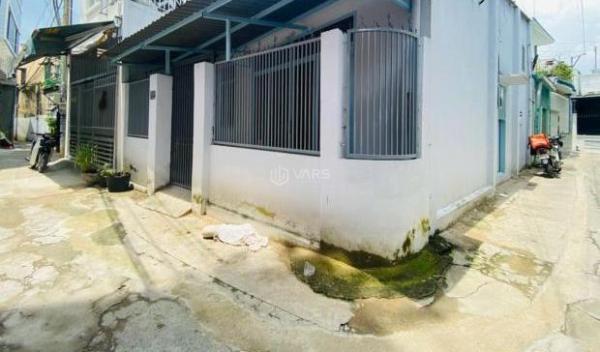 Bán Nhà trong hẻm 65m²