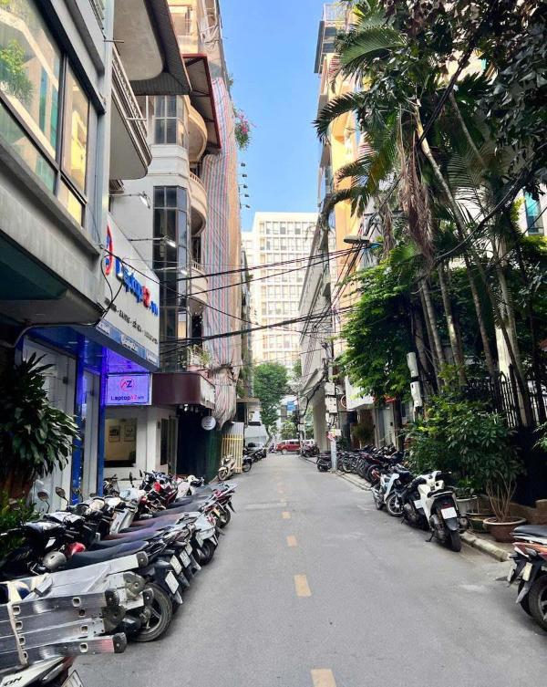 Cần bán Nhà trong hẻm 57m²