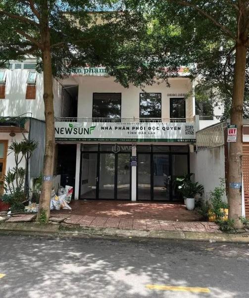 Chủ cho thuê Nhà mặt phố 160m²
