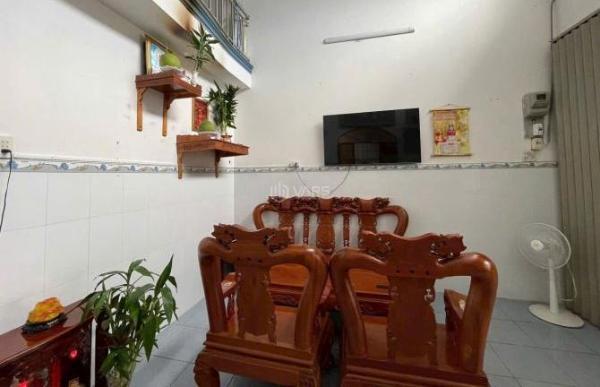 Bán Nhà mặt phố 94m²