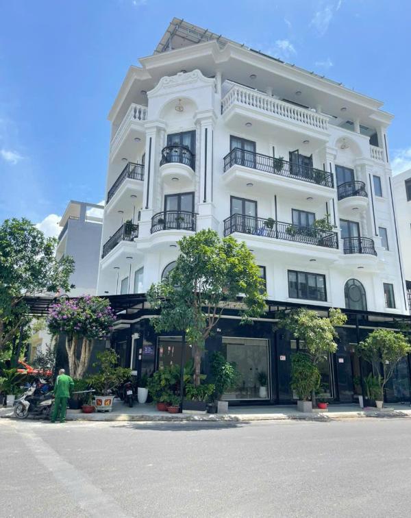 Bán Nhà mặt phố 340m²