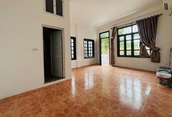 Cần bán Nhà trong hẻm 65m²