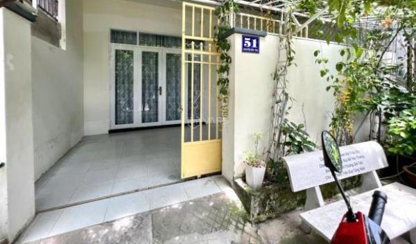 Bán căn nhà cấp 4 lộ giới đường 10m. hướng nhà Đông 🏬 Bắc sân để xe rộng