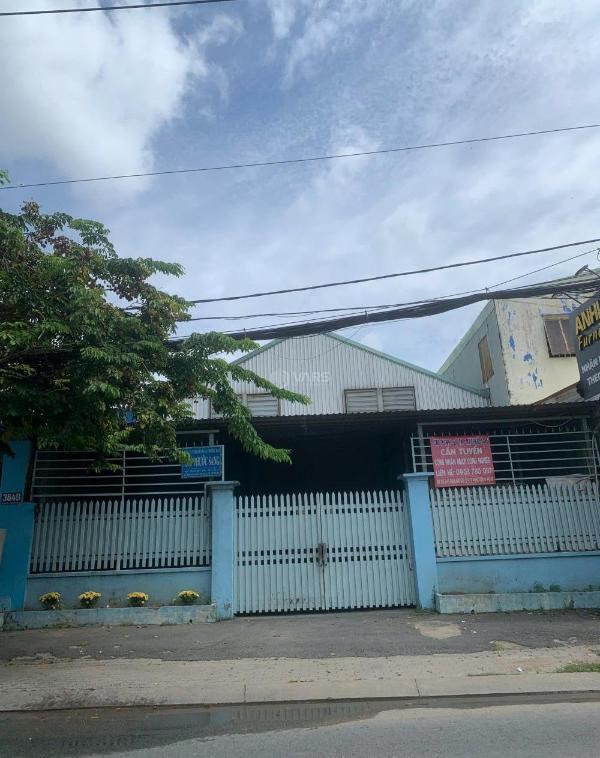 Cho thuê 🏤 xưởng 700m mặt tiền phạm hữu lầu giá 60t/tháng