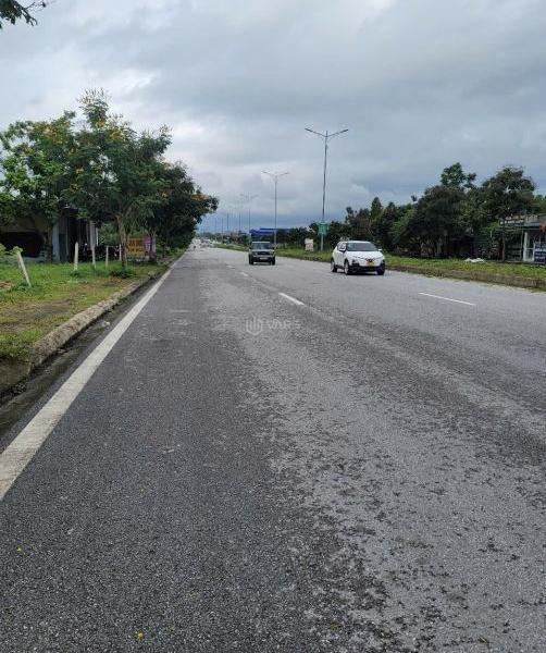 CẦN BÁN LÔ ĐẤT 🏡 MẶT VÀNH ĐAI V TP PHỔ YÊN THÁI NGUYÊN DIỆN TÍCH 100M TC MT 8M GIÁ 3,3 TỶ