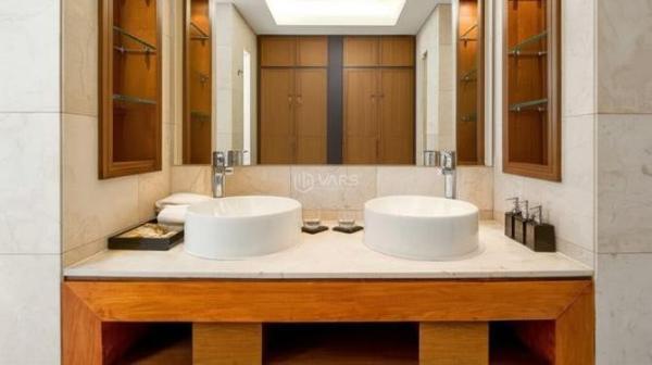 CHO THUÊ BIỆT 🏤 THỰ ĐƯỜNG TRƯỜNG SA - 900 M² - 5 PN - GIÁ 4.300 USD/ tháng