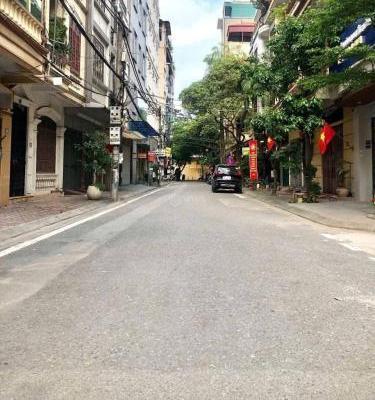 PHÂN LÔ LÊ VĂN LƯƠNG GARA Ô TÔ 👍 2 MẶT TIỀN Ô TÔ TRÁNH - 186tr/m2