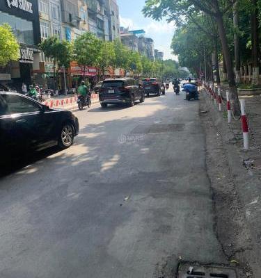 Nhà Phố Trần 🏠 Quốc Hoàn 96m2*4 2 Thoáng GARA Mặt Tiền 7m KD Giá 32,8 tỷ Lh 08245*****.