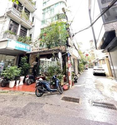 Chủ cần bán Nhà trong hẻm 100m²