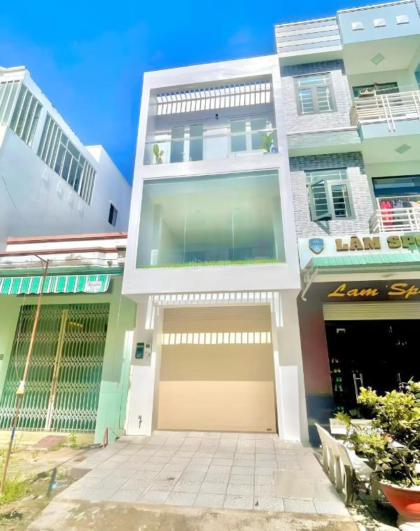 Chủ cần bán Nhà mặt phố 81m²