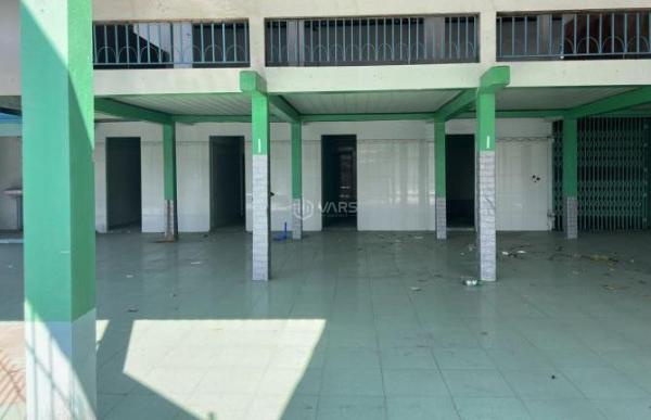 Cần bán Nhà mặt phố 174m²