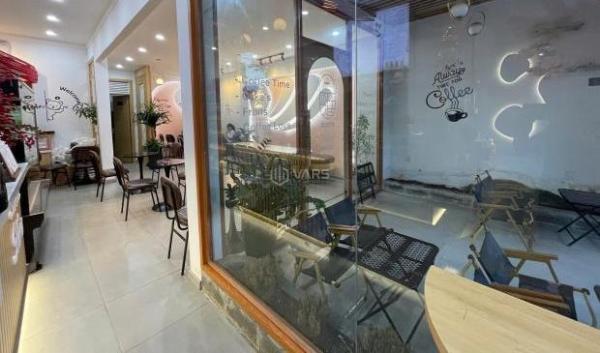 Cần bán Nhà mặt phố 130m²