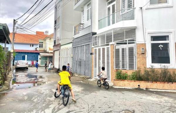 ✅ NHÀ ĐẸP 3 LẦU🔥KẾ GAMUDA LAND🔥5 TỶ 💥 x - TẶNG FULL NỘI THẤT CÓ SÂN THƯỢNG✅