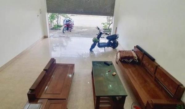 Chủ cần bán Nhà mặt phố 80m²