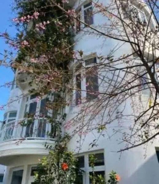 Cho thuê villa cổ -sân 🏠 vườn 180m2 phường 9 đà lạt 20 triệu/tháng cách hồ xuân hương 1,5km