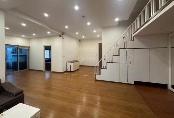 Cần cho 🏣 thuê penhouse tòa 789 mỹ đình