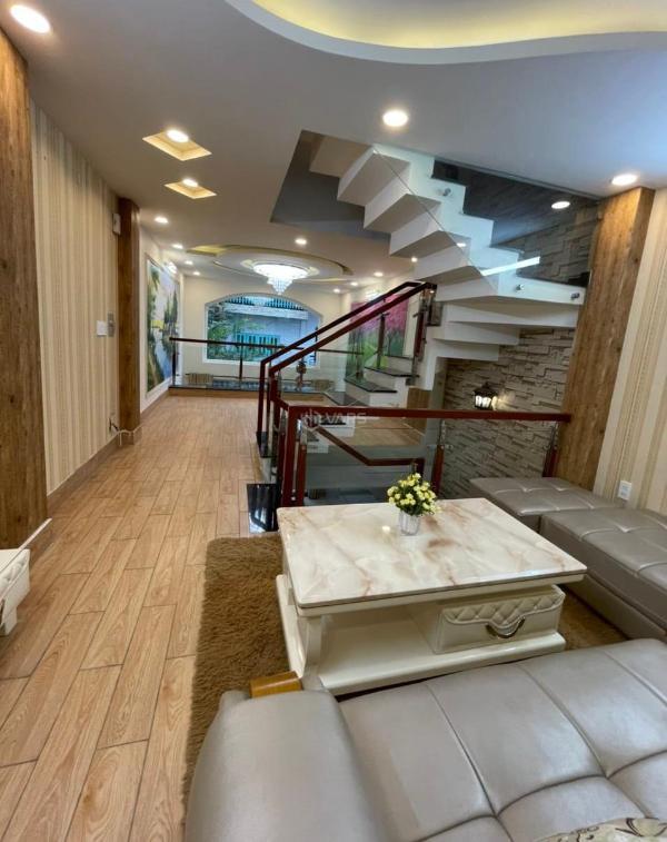 Bán Nhà trong hẻm 52m²