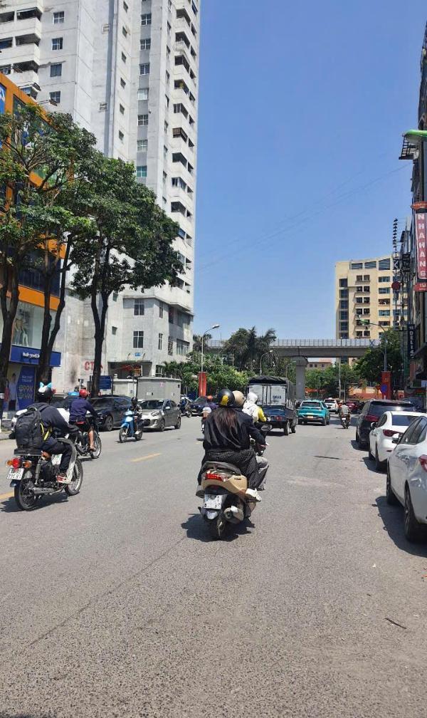 Chính chủ cho thuê nhà mặt phố nguyễn văn 🏬 lộc 84m2 giá: 55tr/tháng
