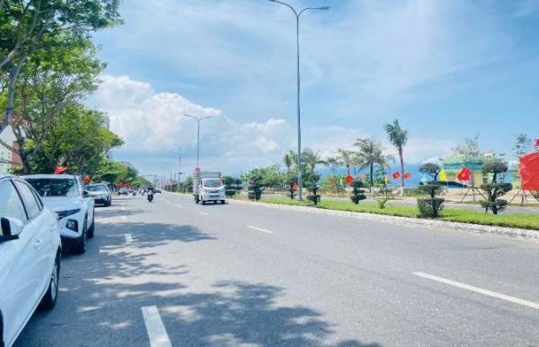 Bán Nhà mặt phố 125m²