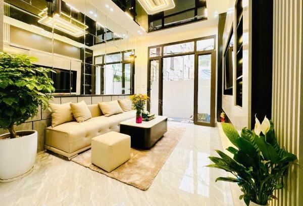 Chủ cần bán Nhà mặt phố 42m²