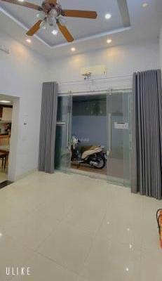 Chủ cần bán Nhà mặt phố 43m²
