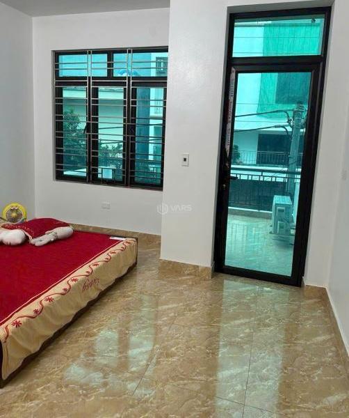 P/ Lô ô 🏬 tô tránh cách Đinh Tiên Hoàng 100m, diện tích 65m2x5T . Nội thất VIP .Chỉ 6,1 tỷ