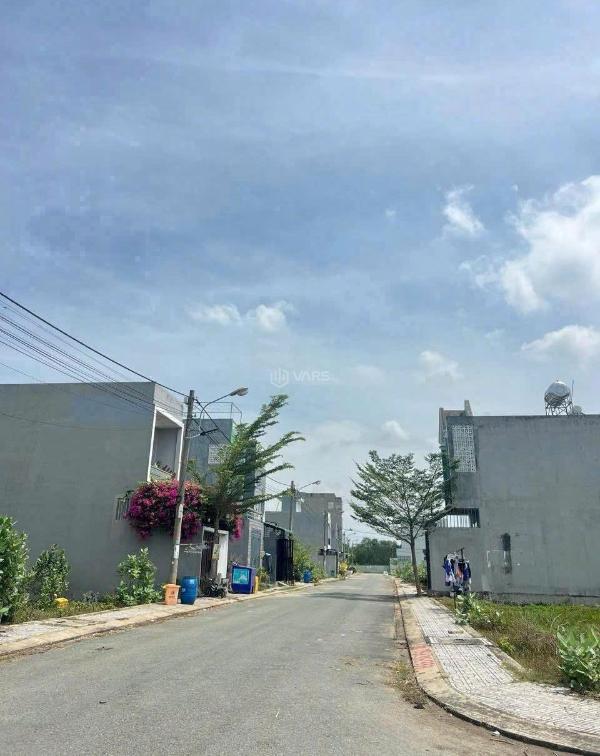 🏞️ chính chủ bán đất đẹp gần trung tâm tp. tân an 100m² giá 🏬 chỉ 1 tỷ 3 sh